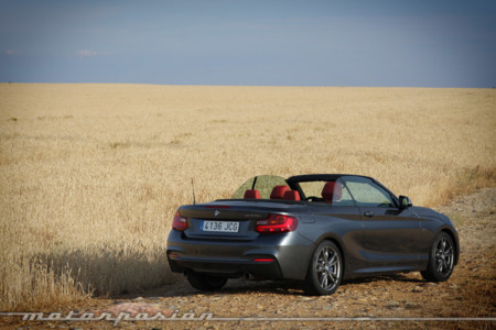 BMW M235i Cabrio 21