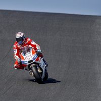 Andrea Dovizioso: "Phillip Island es una de las pistas favoritas de Márquez. No va a ser fácil"