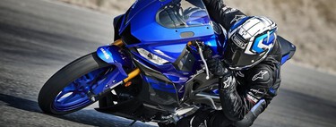 Adiós Yamaha R1, hola R2. Una nueva deportiva japonesa está al caer, y promete