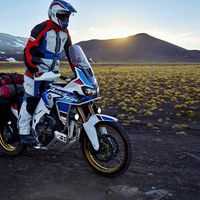 La Honda CRF1000L Africa Twin Adventure Sports ahora en dos vídeos que avanzan a la anti-GS