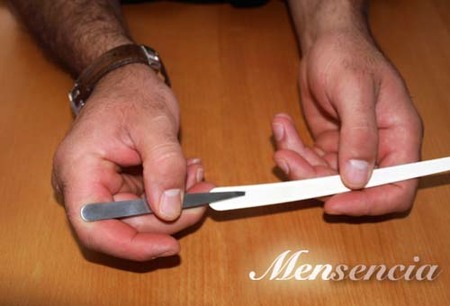 Hay que afilar la pinza de depilar