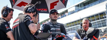 El tapado de BMW se llama Arón Canet. Tiene una oferta para ir a Superbikes como sustituto de Toprak Razgatlioglu 