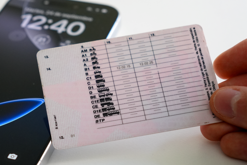Sorpresa Dgt: ¡Renueva Tu Carnet Gratis! (Este Requisito Es Clave) - mvbvuba