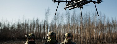 Ataque de drones de longo alcance treinados por inteligência artificial da Ucrânia atinge terminal e refinaria petrolífera na Rússia 