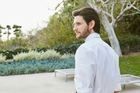 Ben Barnes es l’Uomo Ferragamo, y nos invita a un viaje para descubrir el Italian Lifestyle