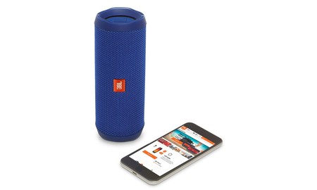 JBL Flip 4, el altavoz perfecto para la piscina o la playa, ahora en eBay por 83 euros en color azul