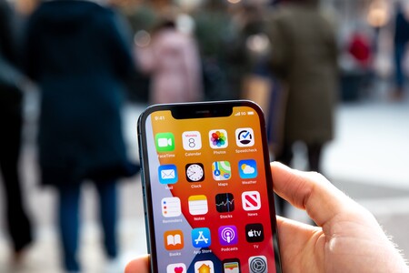 Cómo descargar actualizaciones de software utilizando el 5G de nuestro iPhone