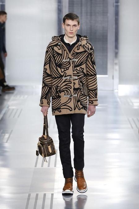 Los estampados retro inundan la colección Louis Vuitton otoño-invierno 2015/2016