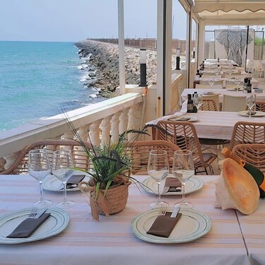 Descubre el restaurante junto al mar para una comida de relax en Gandía: paella, fideuá y el mejor pescado fresco