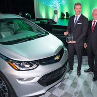 El Chevrolet Bolt sucede al Chevrolet Volt como 'Green Car of the Year 2017' 