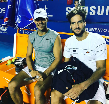 Feliciano López sigue a lo suyo, que es el tenis