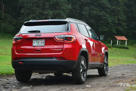 Jeep Compass 4