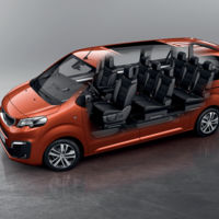 Tres tamaños a elegir para el Peugeot Traveller