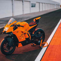 KTM rompe con su salvavidas: devuelve 450 millones a Bajaj y se juega su futuro con un préstamo millonario 