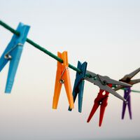 Súper compacto y resistente: así es el tendedero plegable que arrasa en rebajas y no solo porque cuesta menos de 25 euros 