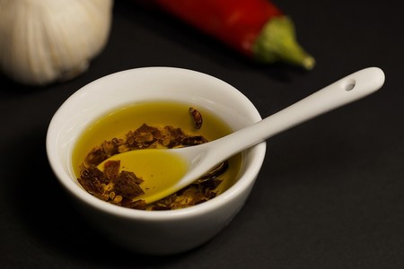 Qué hacer con el aceite de cocina usado para no contaminar