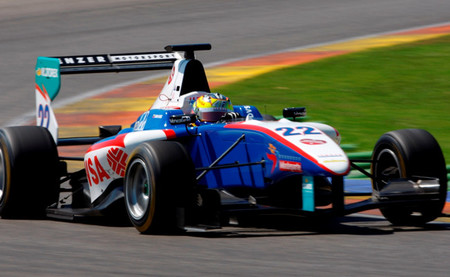 La "ronda fantasma" de la GP3 será finalmente en el circuito de Cheste