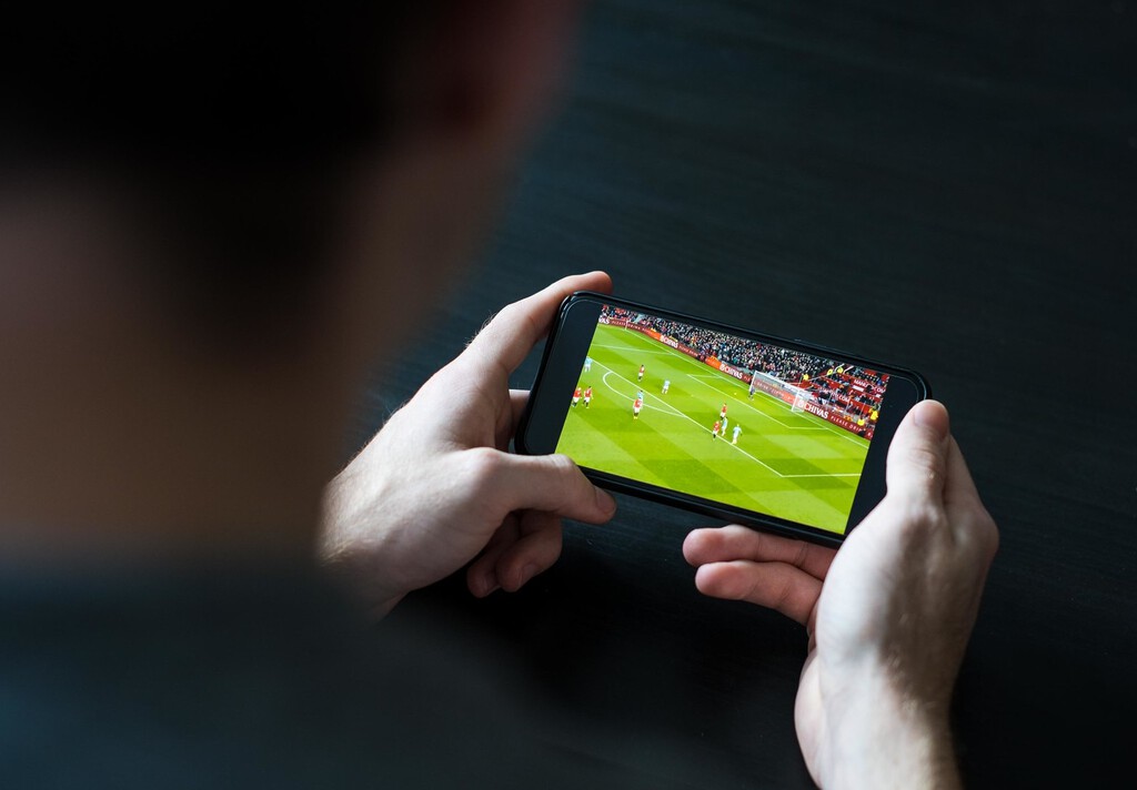 La última amenaza de Tebas llega por carta: LaLiga está pidiendo 450 euros a quienes usaron una IPTV 