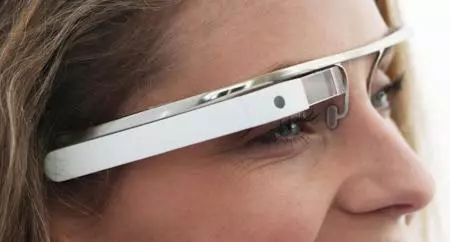 Google Glass: todavía no se ha definido su futuro, pero el proyecto sigue en pie