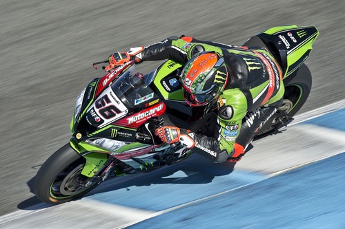 Tom Sykes y Kenan Sofuoglu anotan las poles en Jerez 