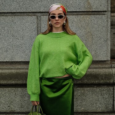 Han llegado a Nike las zapatillas negras elegantes que no parecen deportivas: serán un must de los días especiales