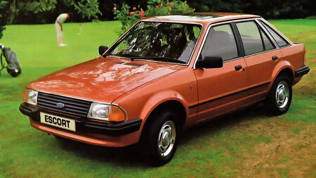 O manual dizia que a troca do motor de um Ford Escort levava três horas. Quarenta anos atrás, cinco fuzileiros navais fizeram isso em 42 segundos.