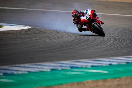 La eclosión Pecco Bagnaia en Jerez es una bendición para Ducati y un dolor de cabeza para Andrea Dovizioso