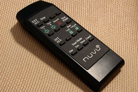 Una de teasers extraños: el Nissan Nuvu y su mando a distancia