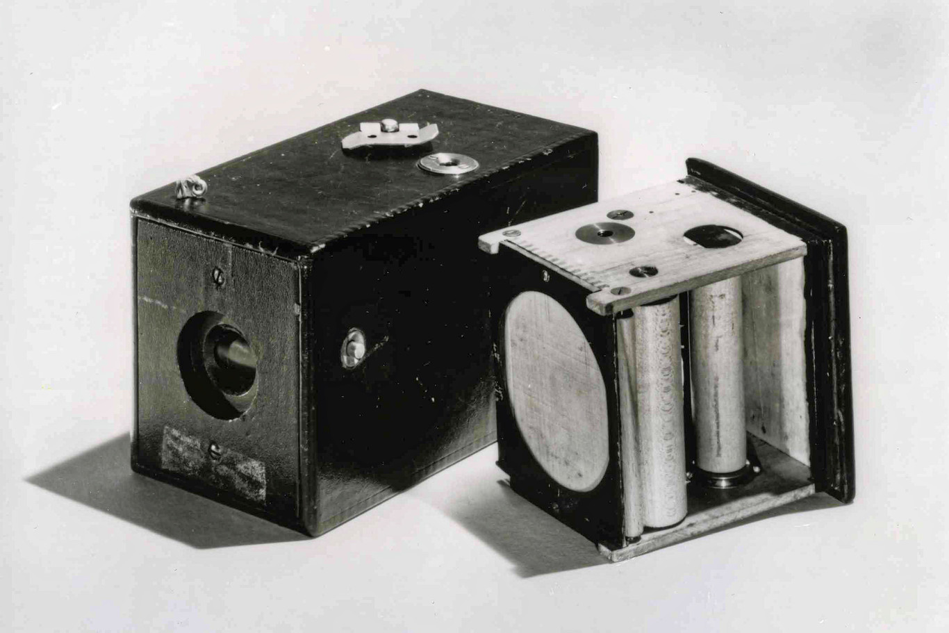 El 4 De Septiembre De 1888 George Eastman Patent La Primera C mara El 4 De Septiembre De 1888 George Eastman Patent La Primera C mara