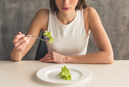 Cinco claves para controlar la ansiedad cuando estamos a dieta para bajar de peso