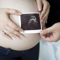 Drogas y defectos congénitos en el bebé: una estrecha relación