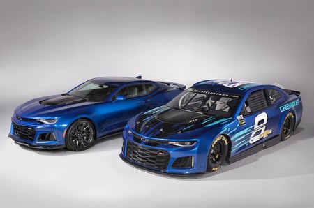 Camaro ZLI Nascar Cup Racer Car, la nueva estrella de las pistas para el 2018 