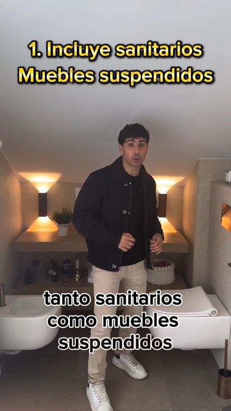 Sanitarios suspendidos