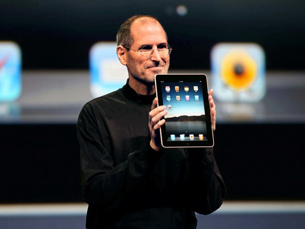 Steve Jobs no esperaba que el iPad se asociase a la higiene femenina. Eso y las carencias técnicas le costaron 800 correos de quejas