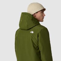 Impermeable, calentita y cortavientos: El Corte Inglés rebaja la chaqueta The North Face más completa  