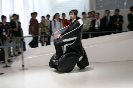 Toyota i-REAL Concept