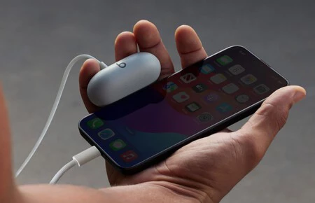 Beats Solo Buds 充電ケース