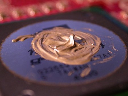 Renovar la pasta térmica en las reparaciones