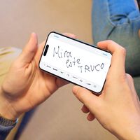 Ni siquiera con WhatsApp puedes hacer esto: así se envían mensajes escritos a mano de iPhone a iPhone