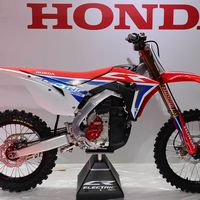 Honda mueve ficha en las motos eléctricas con la CR Electric Proto de motocross