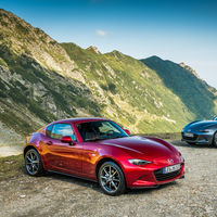 La próxima generación de Mazda MX-5 podría ser híbrida, aunque realmente no lo necesite
