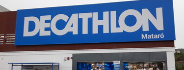 Decathlon tiene la chaqueta cortavientos Forclaz perfecta para practicar senderismo este otoño sin miedo a la lluvia y el frío