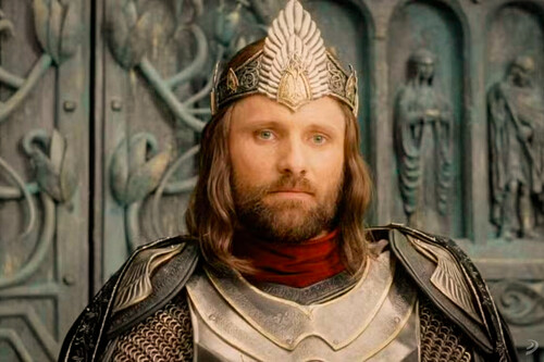 Hay una secuela de El Señor de los Anillos protagonizada por una secta. Dudo que la vayas a poder leer nunca 