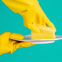 Profeco analizó guantes de látex para limpiar y estos fueron los mejores 7 en México 