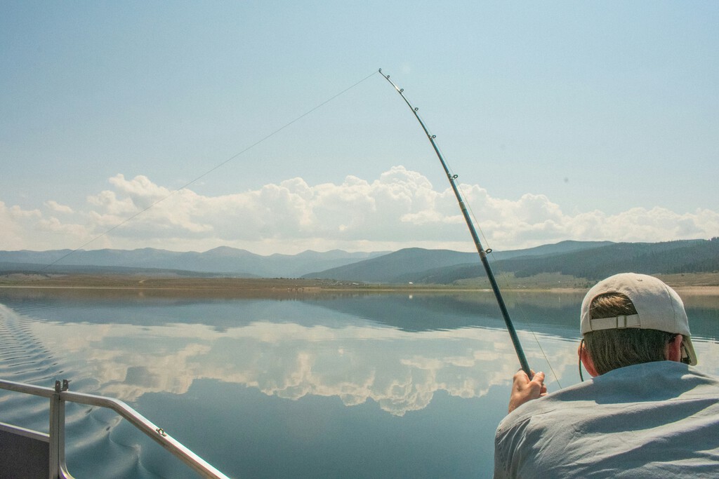 No hay nada más torpe en este mundo que un pescador recreativo de atún rojo en aguas españolas. Y tenemos datos que lo demuestran