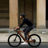Las nuevas bicicletas eléctricas de Porsche vienen con 250 W de potencia y mucha fibra de carbono, por 6.999 euros 
