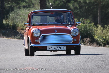 Authi Mini 850 L, retroprueba