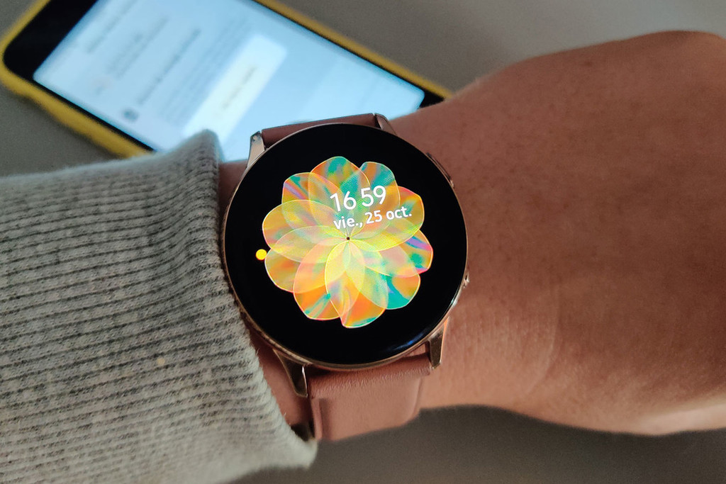 El Samsung Galaxy Watch Active2 recibirá una gran actualización con detección de caídas, mejoras en chats, VO2 max y más novedades