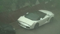 Dolorpasión™: Un Lamborghini Gallardo Spyder es acribillado por el granizo