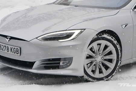 Contacto Tesla Model S 100D
